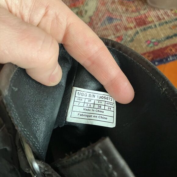 Ugh | Women's Frances dark brown Leather Boots with buckles | size 7 - Picture 9 of 9